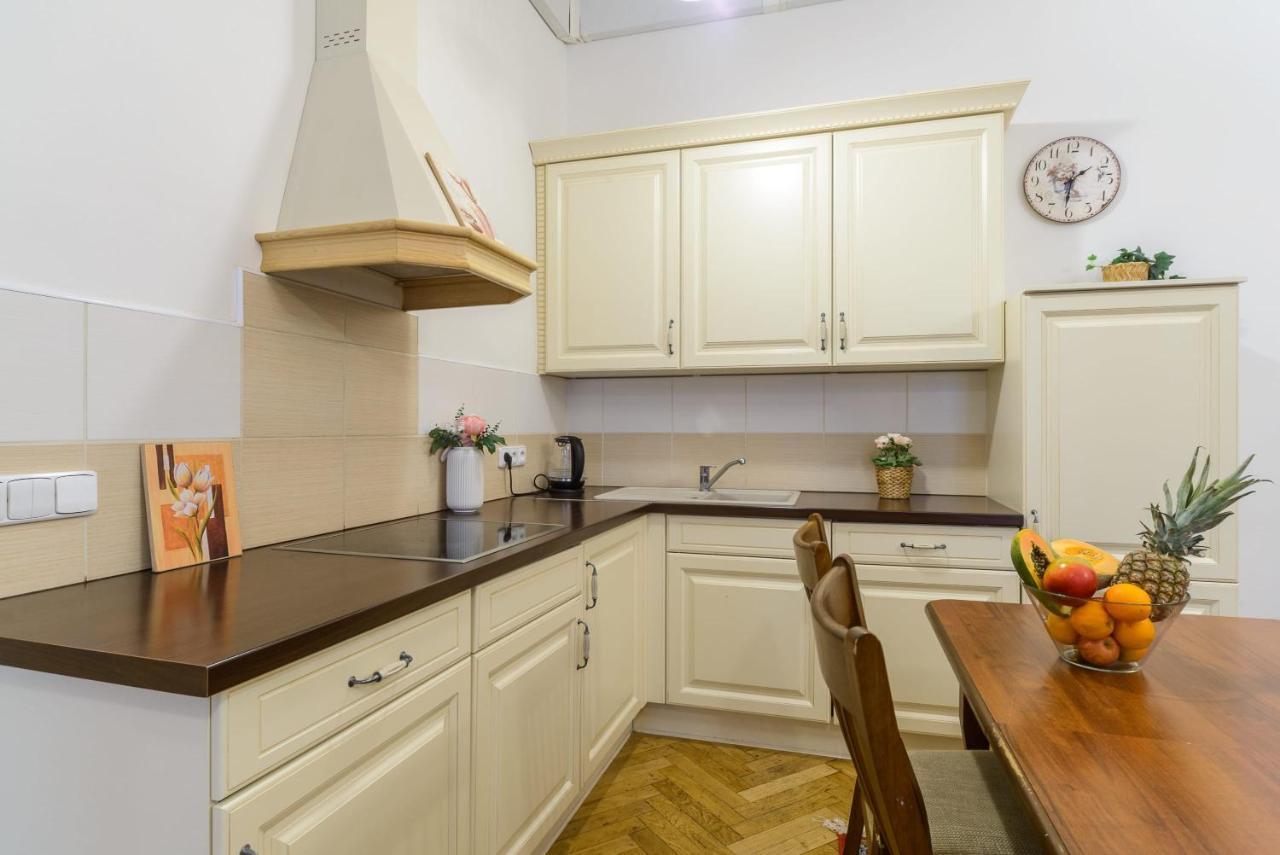 Cozy Apartment Near Stefanikuv Most Прага Екстериор снимка